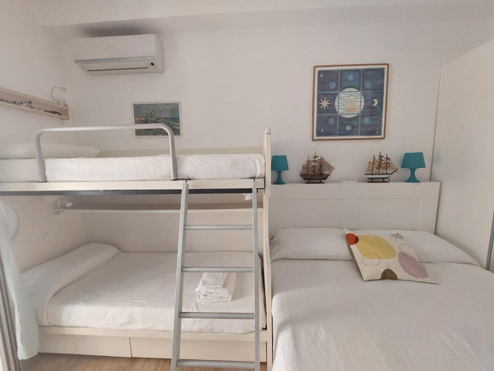 Blue Sea Apartment Torre Canne Bagian luar foto