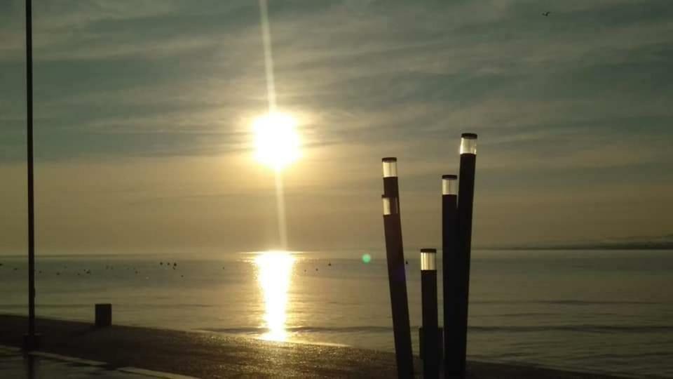 Blue Sea Apartment Torre Canne Bagian luar foto